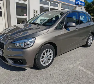 BMW serija 2 Active Tourer 218i - cover
