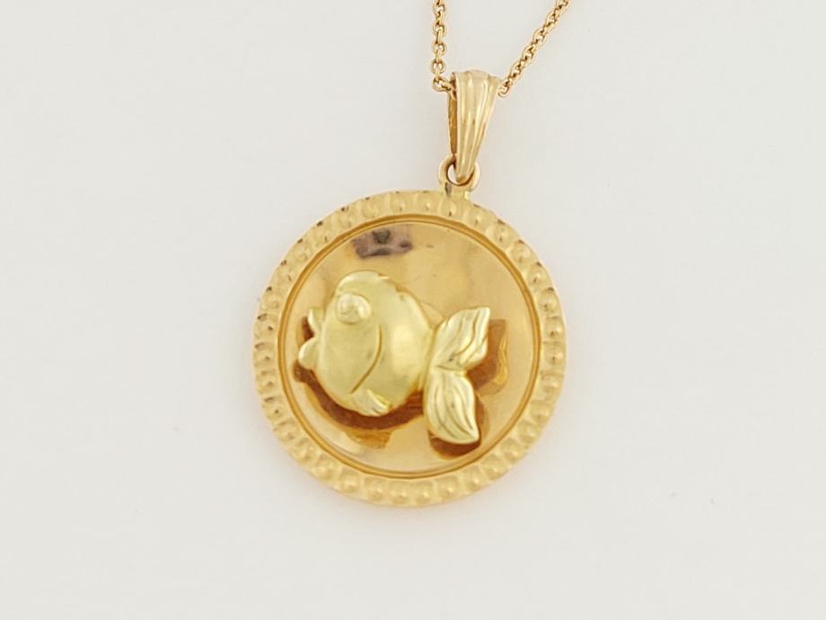 zlatni-privjesak-ribica-18k-750-3-23-grama-gold-shop-slika-203612285