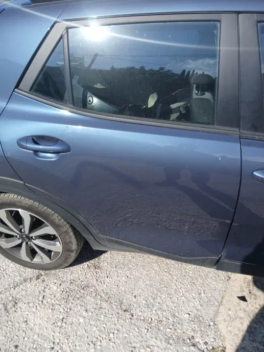 KIA STONIC 2017- ZADNJA DESNA VRATA - cover