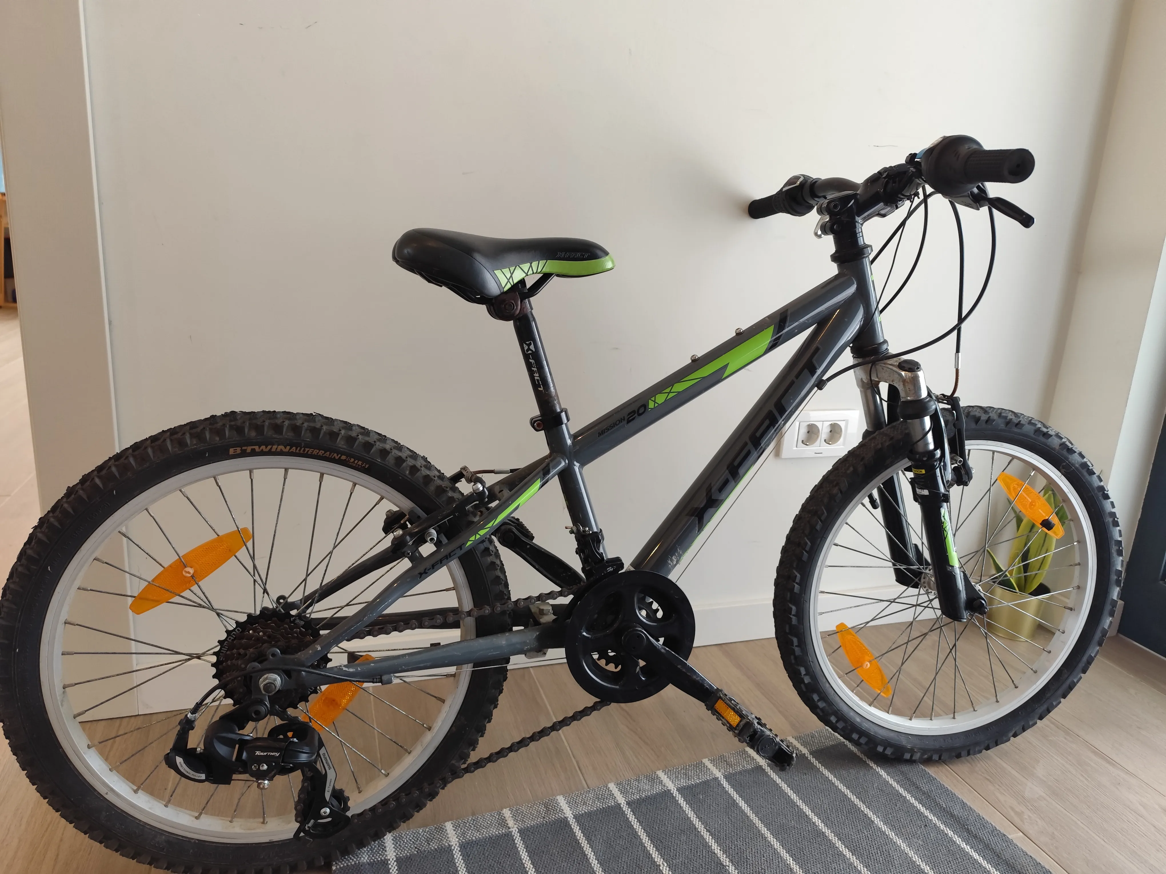 DJEČJA BICIKLA 20 COLA - cover