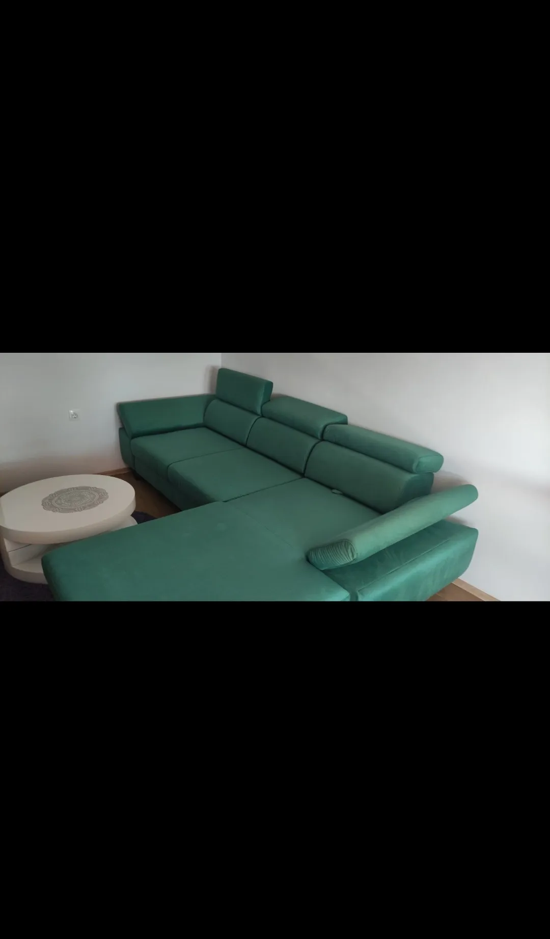 Nova kutna garnitura desni kut - cover