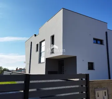 Istra,Medulin kuća za odmor s bazenom i prekrasnim pogledom na more - cover