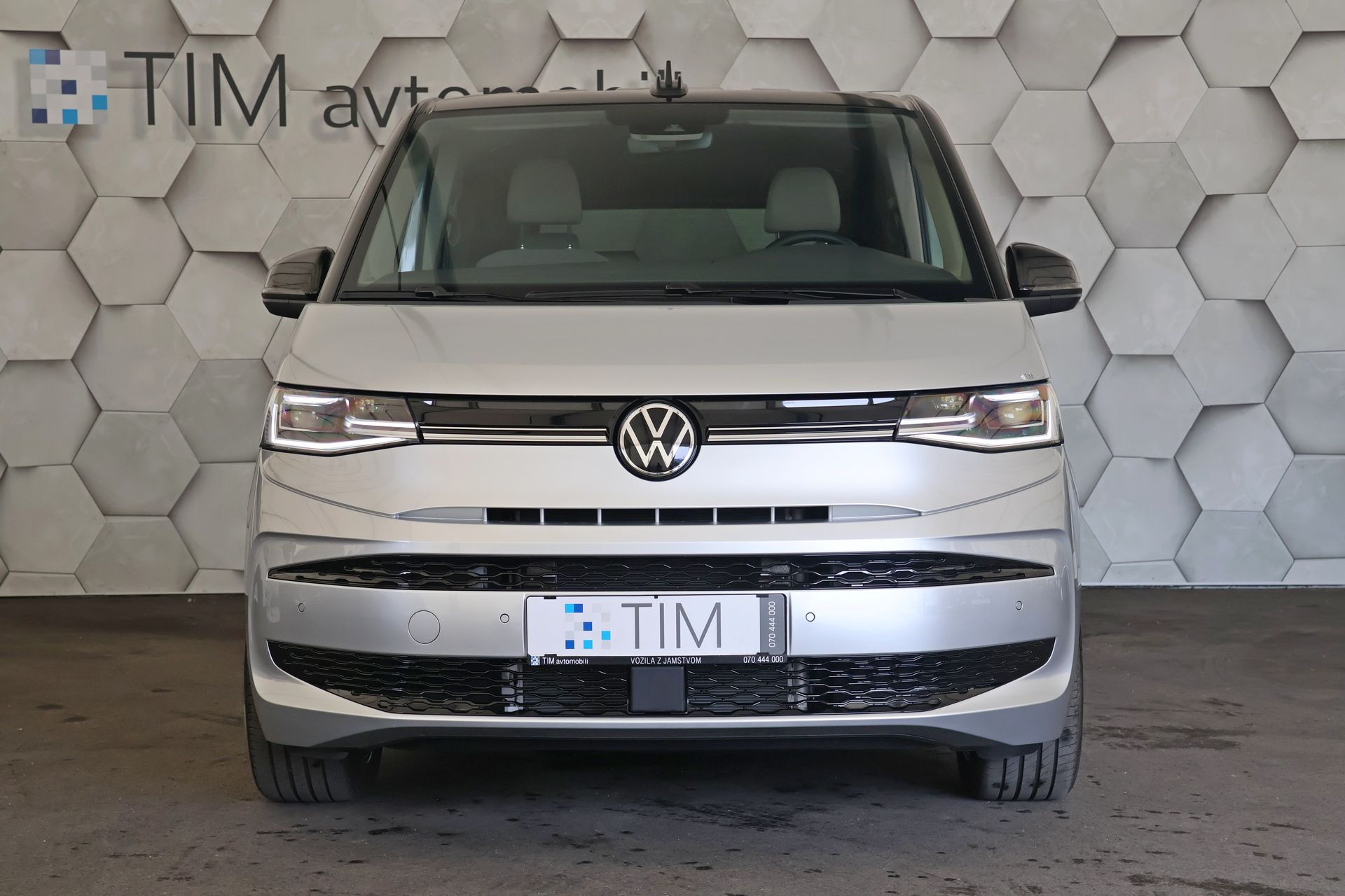 vw t7 multivan l2 2.0 tdi dsg edition cockpit kamera n1-teretno - slika 5