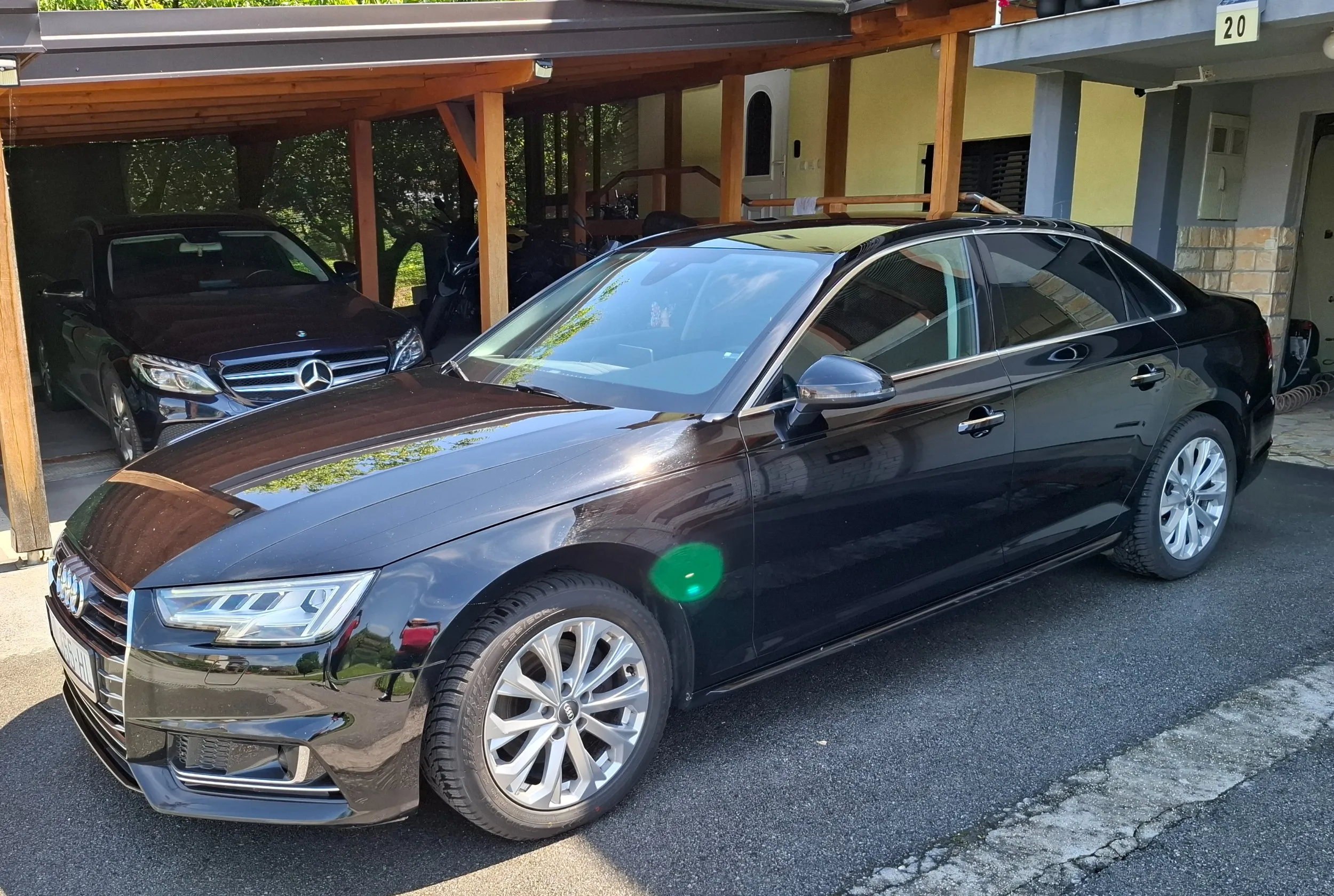 audi a4 (b9) 35 tfsi (2.0 tfsi mildhybrid) - vc, matrix, 8x alu - slika 2