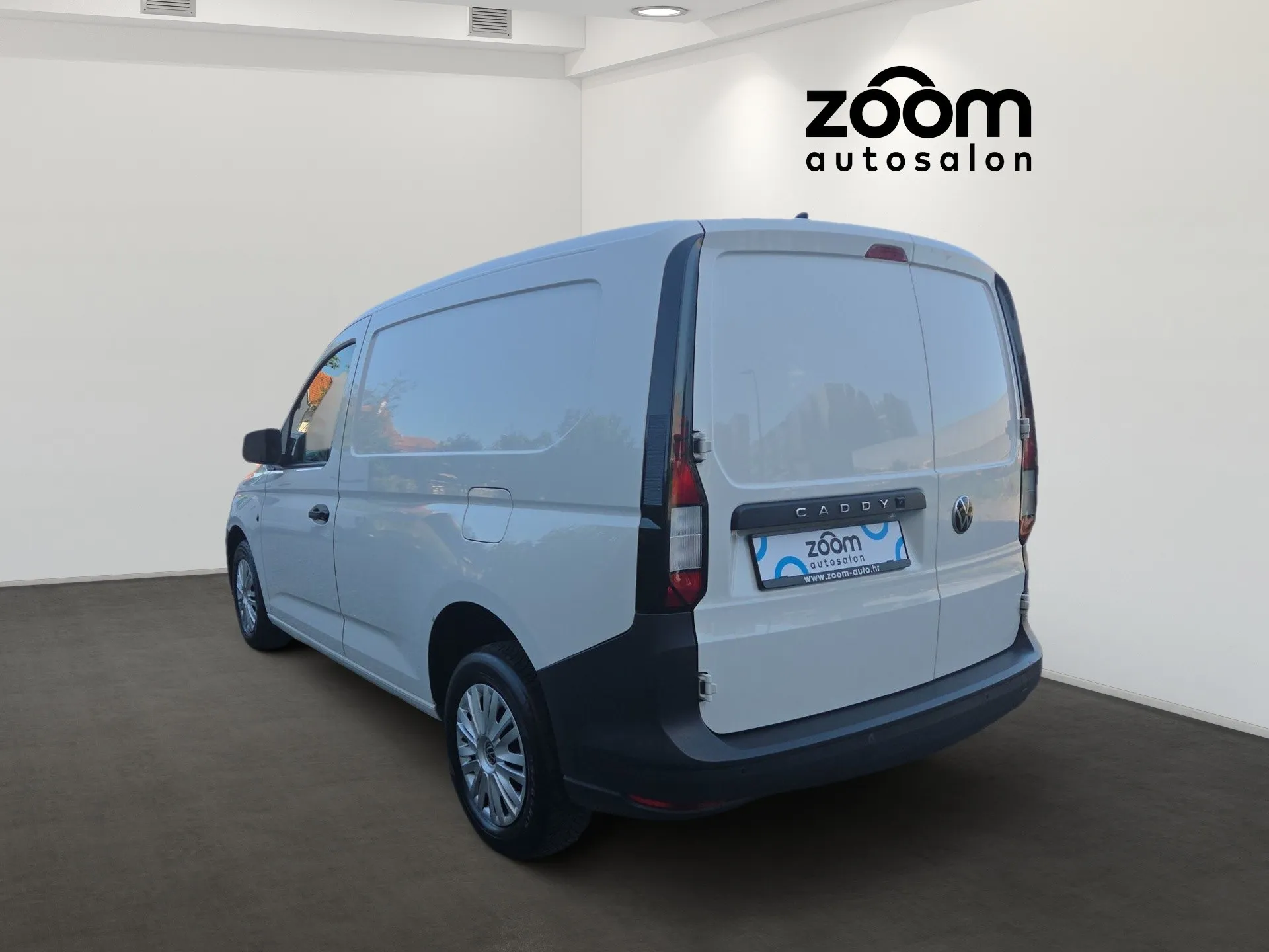 volkswagen caddy 2.0 tdi 75kw 15150+pdv - slika 4