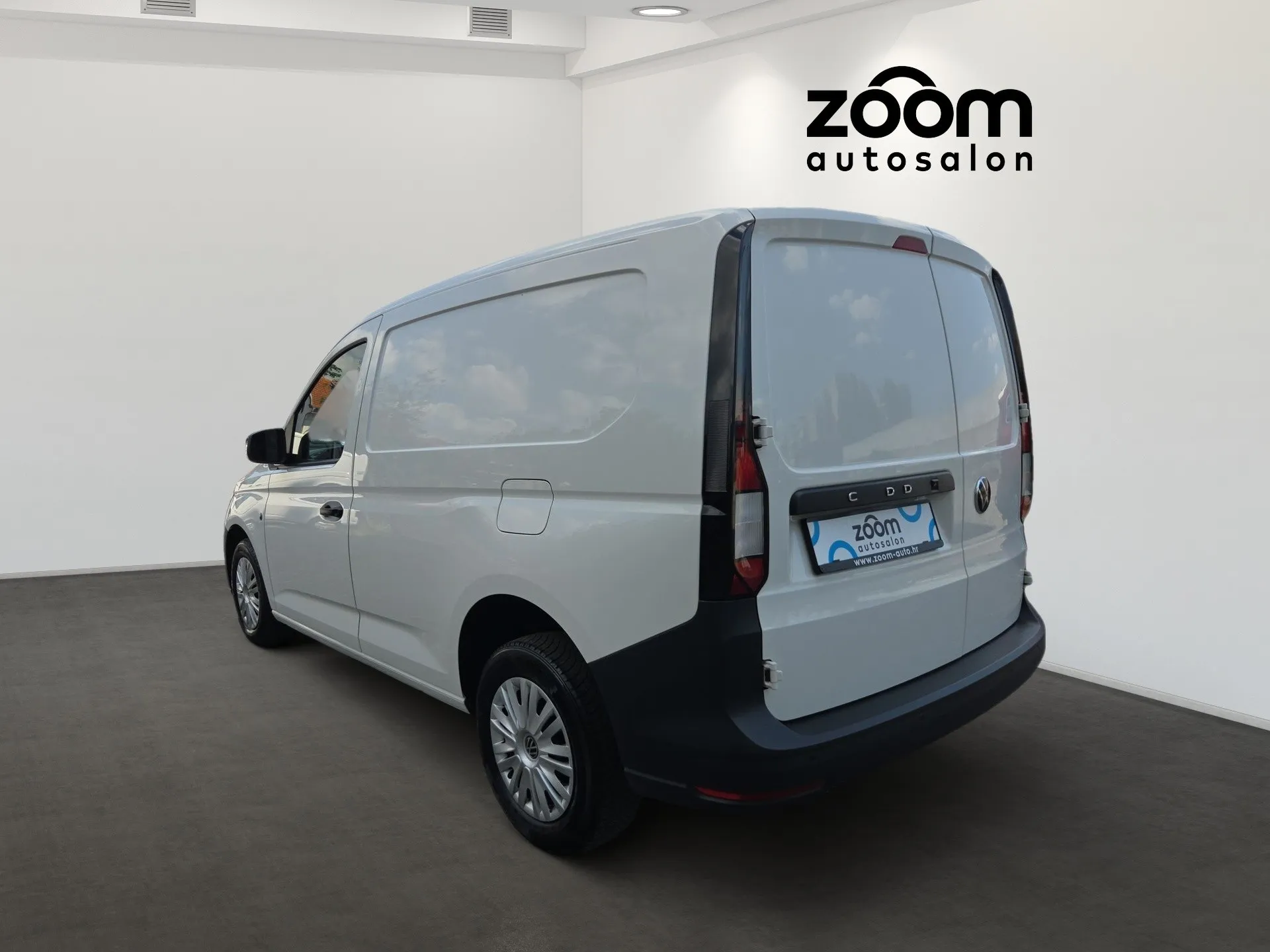 volkswagen caddy 2.0 tdi 75kw 15150+pdv - slika 4