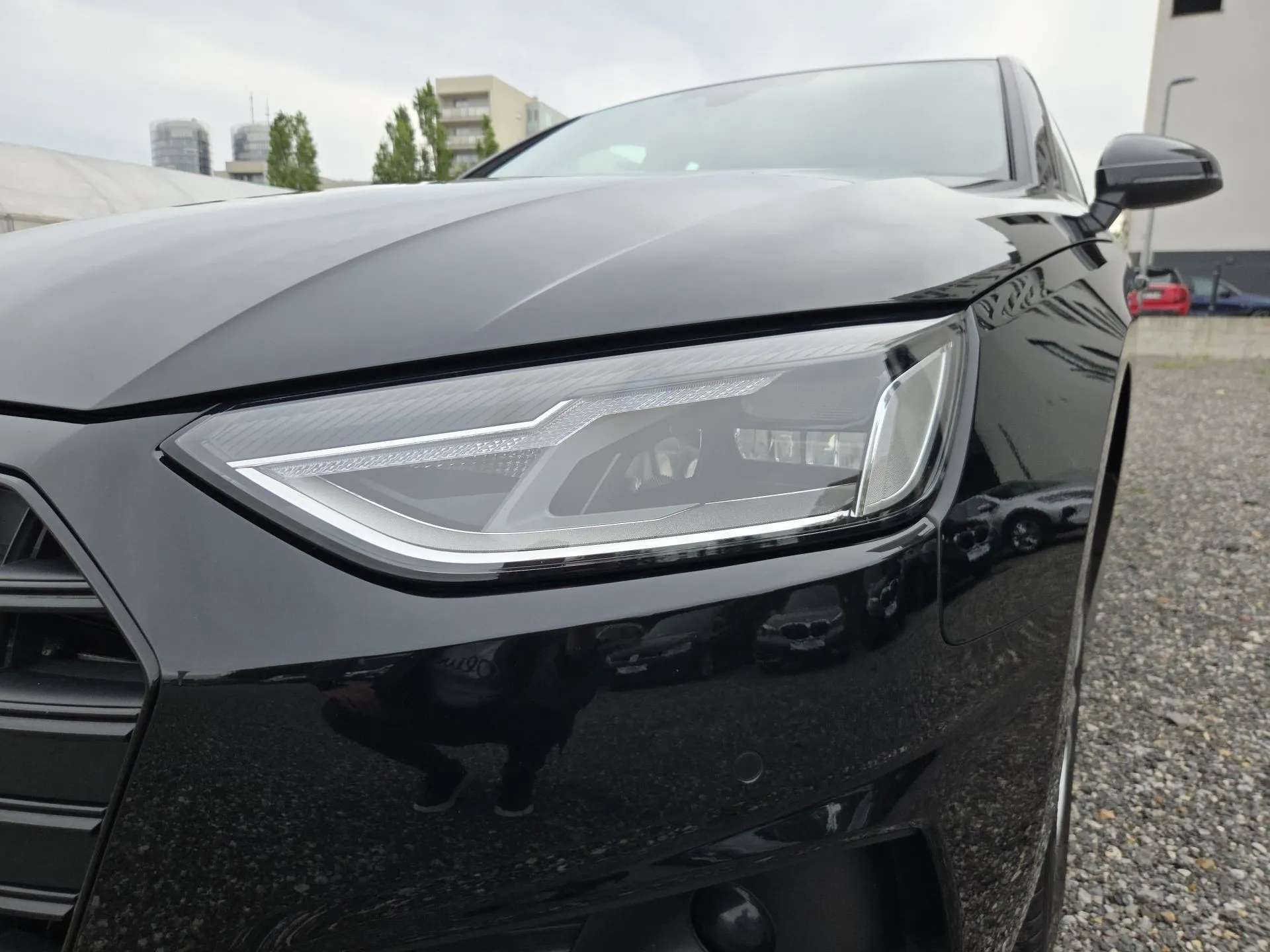 audi a4 2.0 40 tdi 150kw s tronic advanced - slika 5