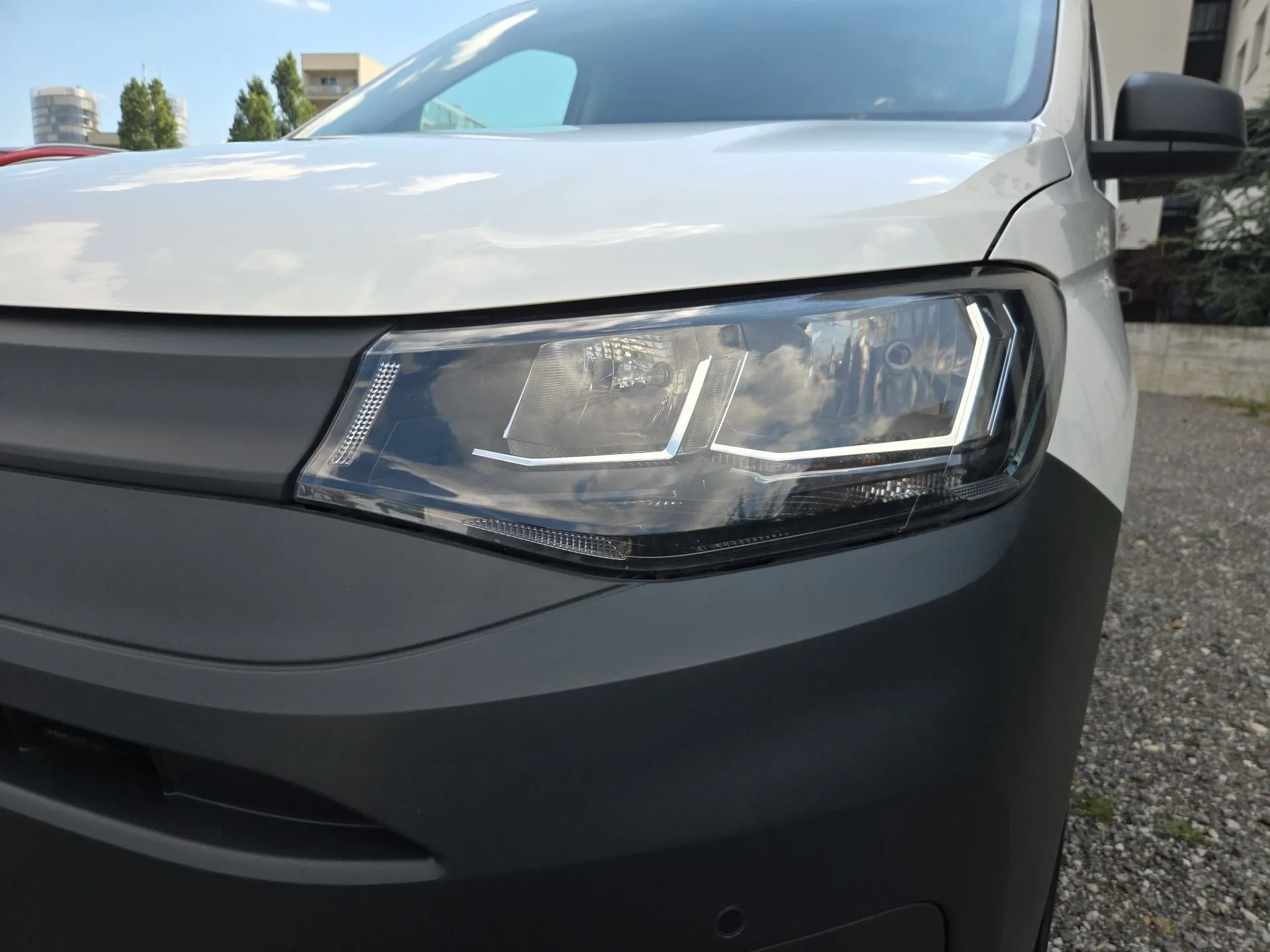 volkswagen caddy 2.0 tdi 75kw 15150+pdv - slika 5