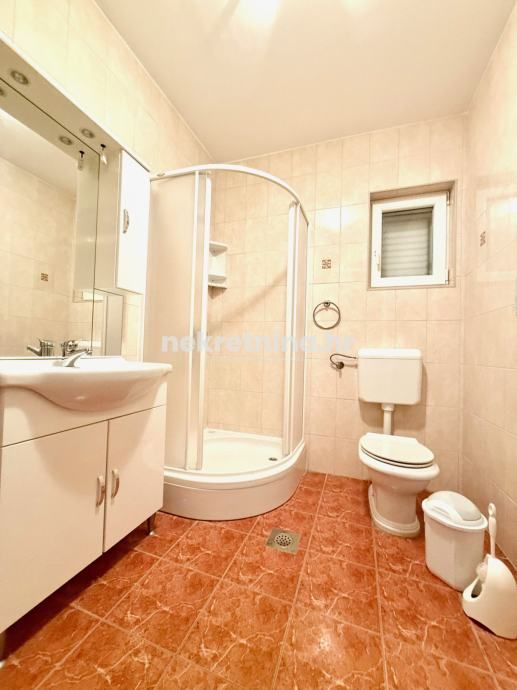 prodaja - samostojeća kuća - 300m2 - biograd na moru - slika 6