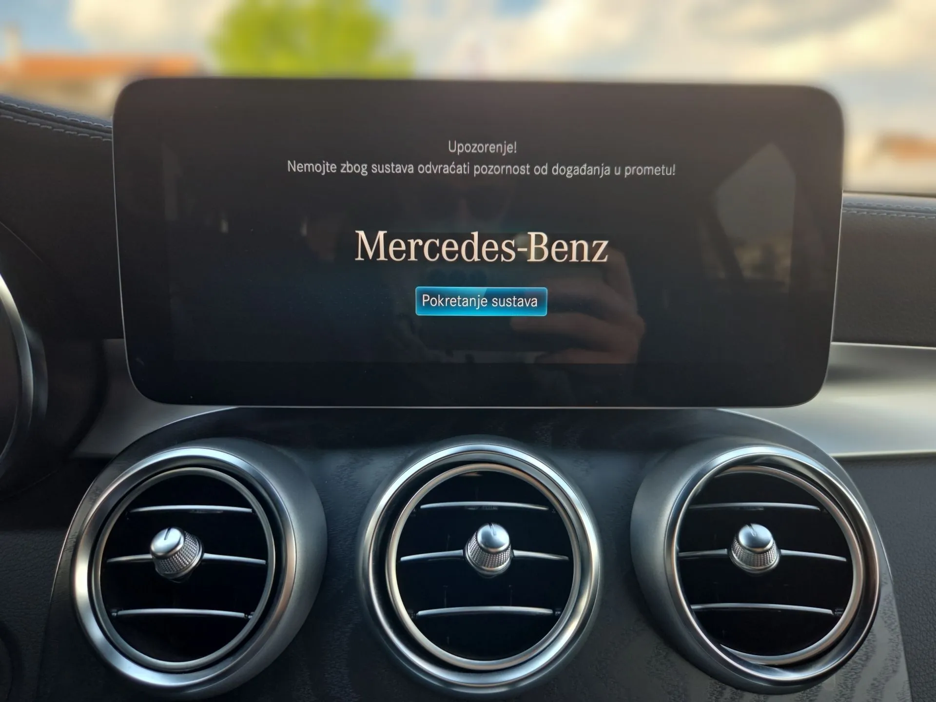 mercedes-benz glc plug-in hibrid 300de amg *registrirano* - slika 9