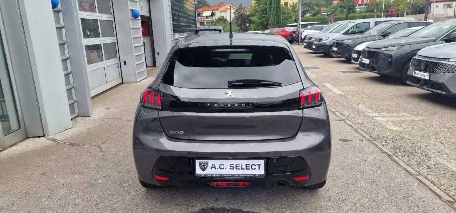 peugeot 208 1,5 hdi - allure - 2021 - 140.000km - reg 1 god !!! - slika 6