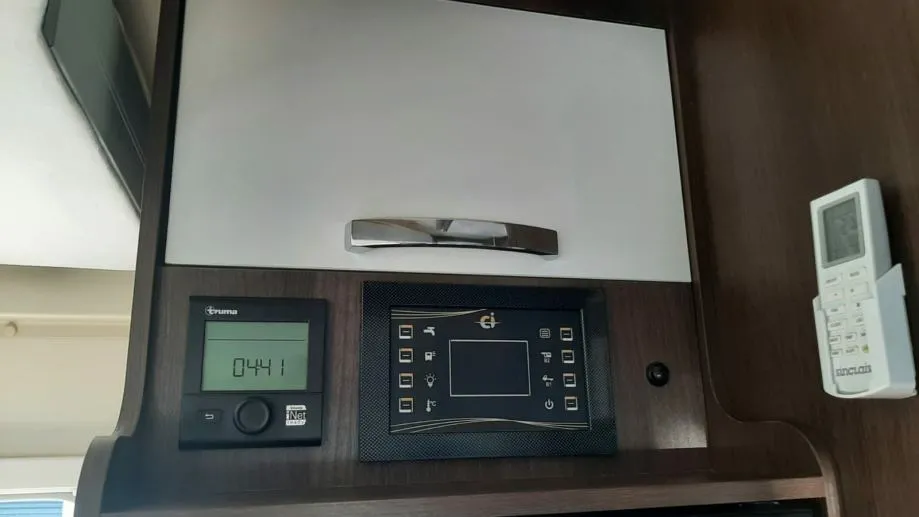 caravans international elliot 86 xt, odlično stanje, garancija... - slika 17