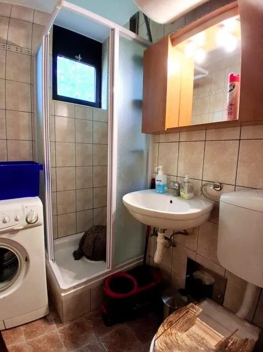 červar porat-stan na 2. katu-130.000 eura (prodaja) - slika 7
