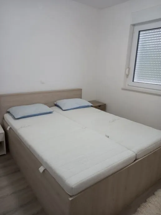 vir, novi stan na prvom katu(94m2), 300 metara do plaže (prodaja) - slika 3