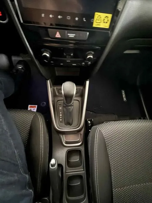suzuki vitara 1,4 hybrid gl+ automatik 2wd - slika 10