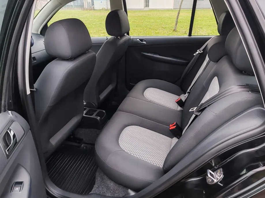 škoda fabia 1,4 tdi, 2003 god, 153000 km , kartice 24/36 rata - slika 10