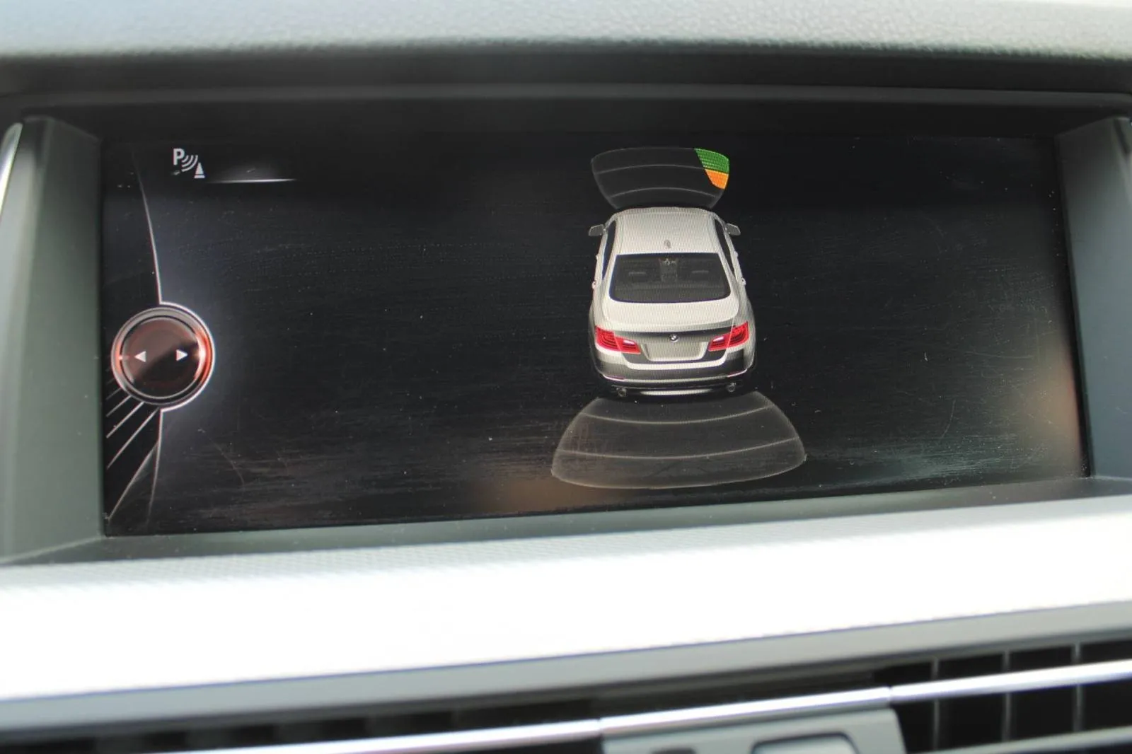 bmw serija 5 520d automatik m-paket *navigacija* - slika 18