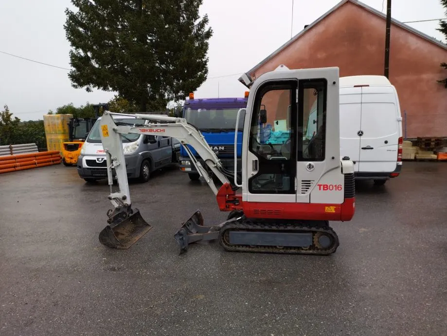 Mini Bager Takeuchi TB 016 - Bjelovar