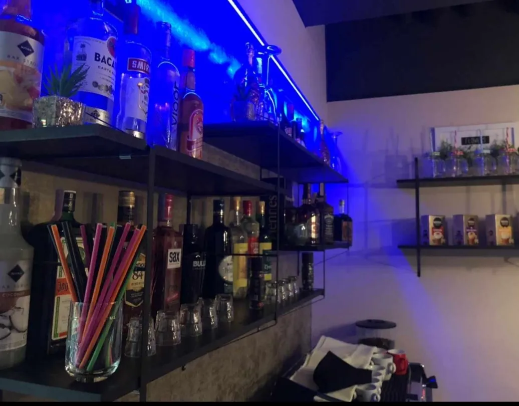 caffe bar 110 m2 - zaprešić -strogi centar - slika 9