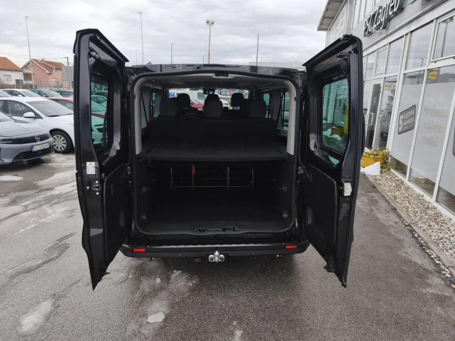 renault traffic passenger grand intens dci 170 automatik - slika 20