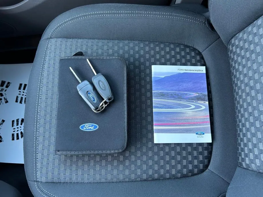 ford tourneo connect 1,5 tdci - n1 - 5 sjedala - 2020 - rezerviran!! - slika 19