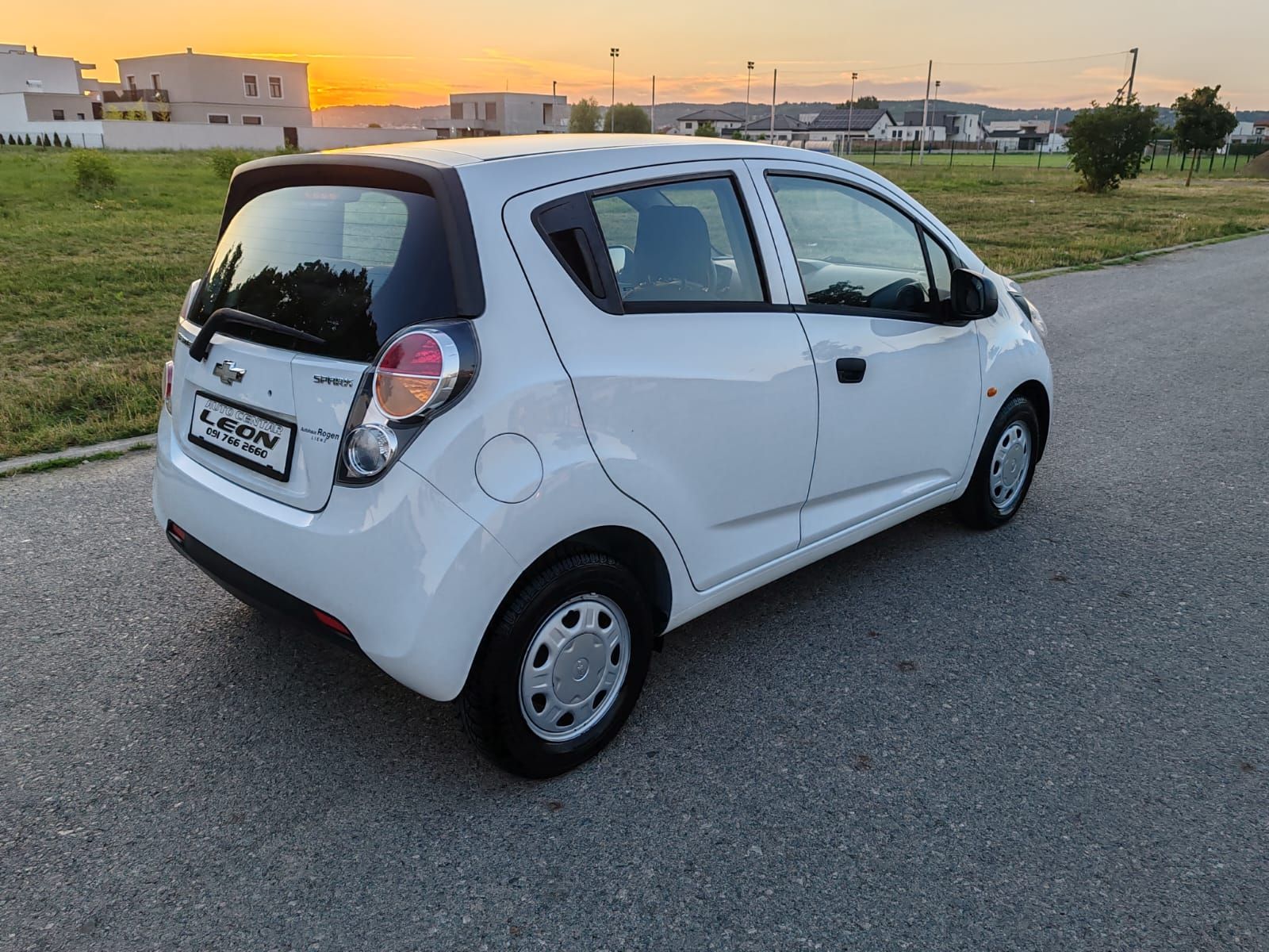 chevrolet spark 1,0 16v, 2012 g. 56000 km - slika 6