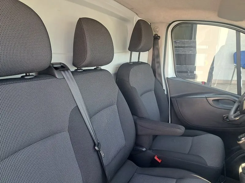renault trafic 2.0 dci*120ks*klima*park.kamera* - slika 13
