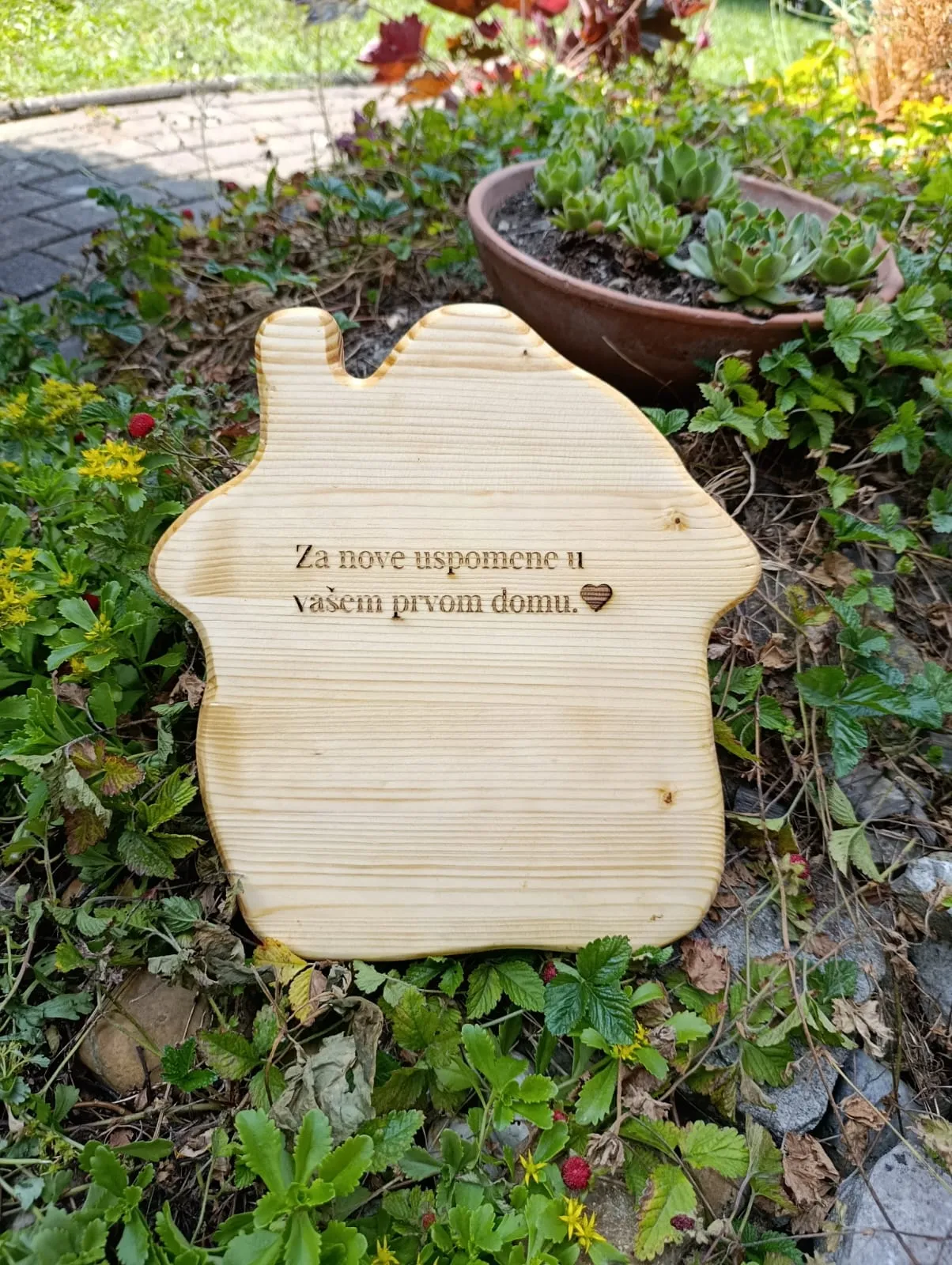 daska/pladanj za posluživanje hrane - kuća - slika 3