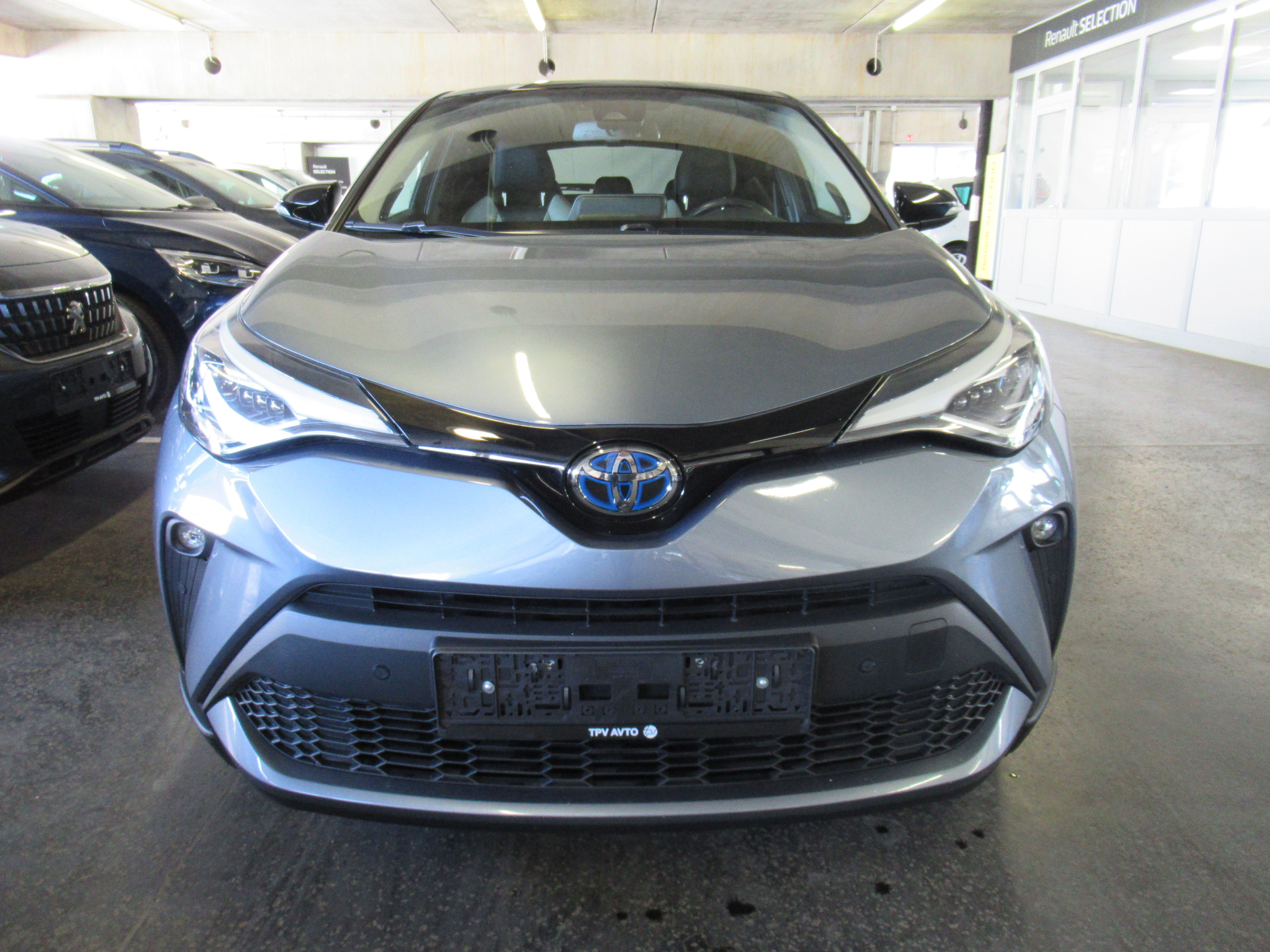 toyota c-hr 2.0 hibrid chic 184 km - slika 6