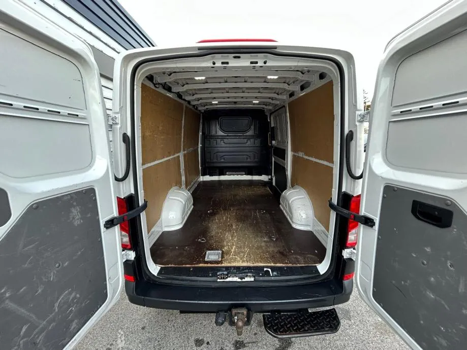vw crafter 2.0 tdi - l3h2 - 2020 - 140000km - servisna - taho - klima - slika 8