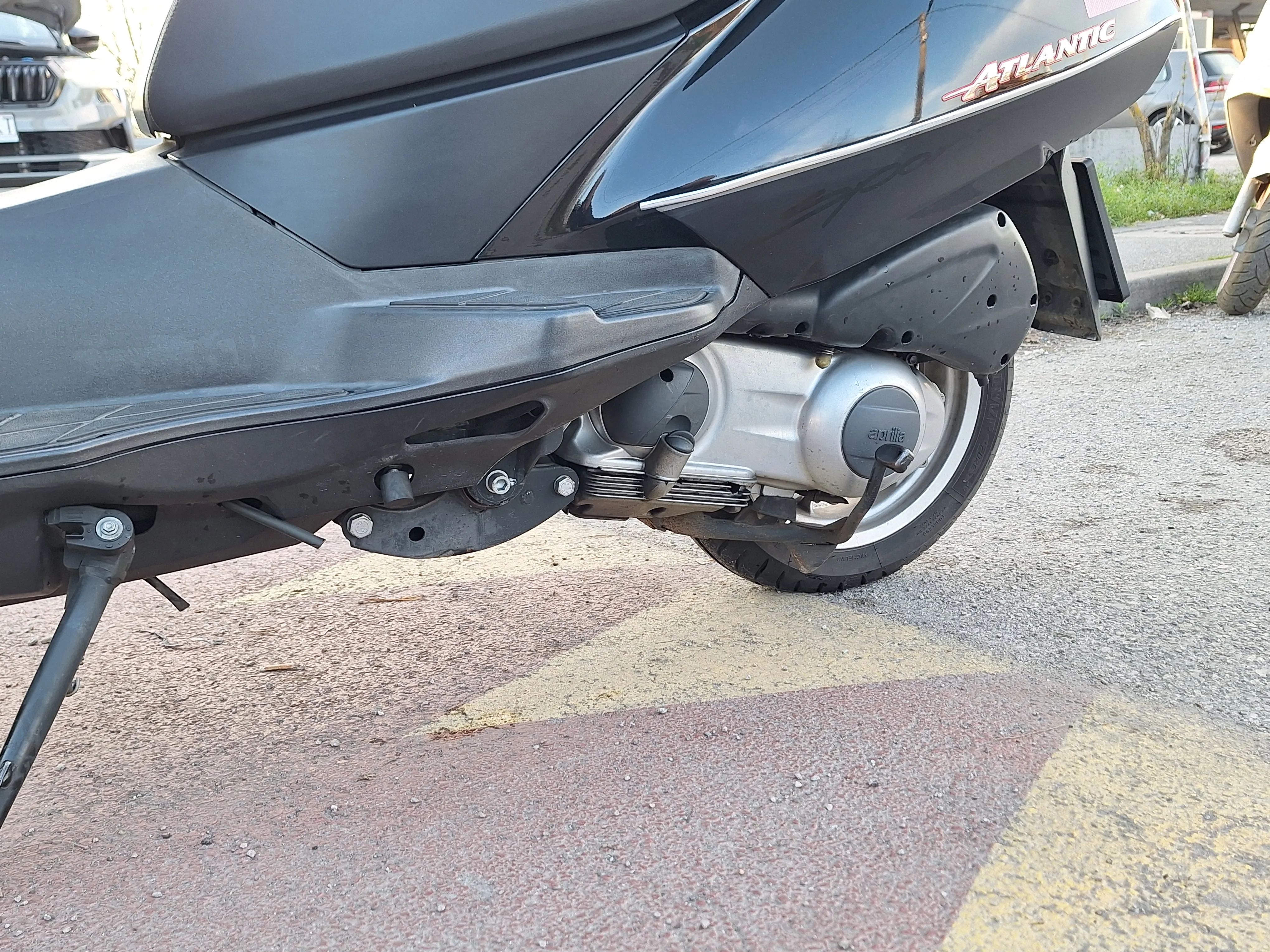 aprilia atlantic 300 sport 2014. g. - slika 20