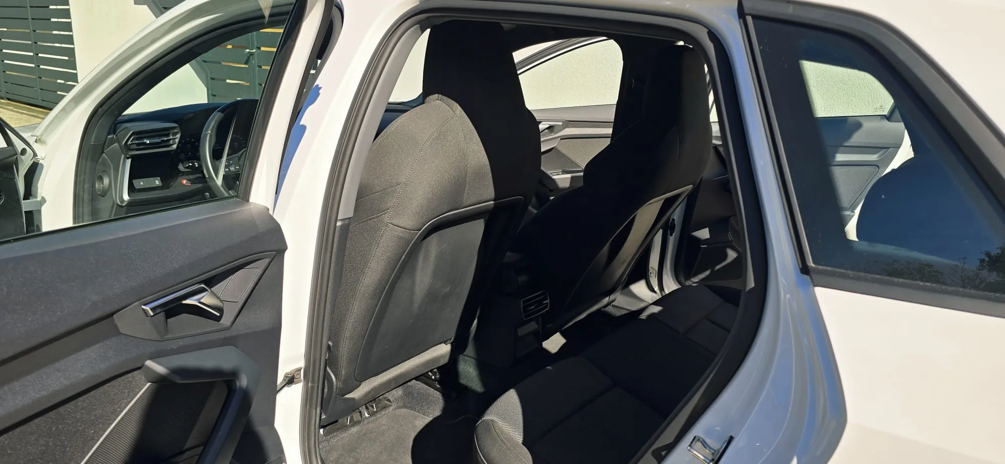 audi a3 40 tfsie automatik phev (bezin+struja) - slika 13