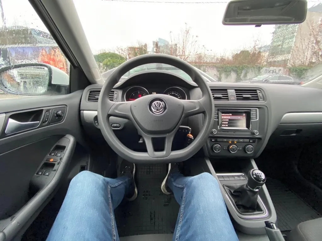 vw jetta 2.0 tdi, aut. klima, park. senzori, 1. vlasnik, 4x garancija! - slika 6