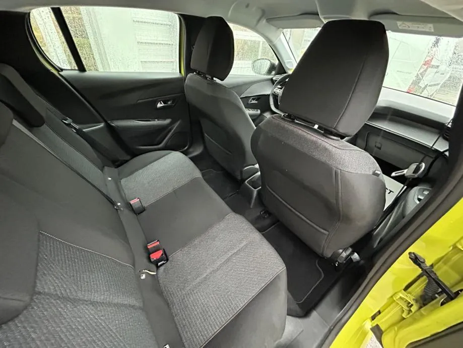 peugeot 208 style 100 - 2025 - 19.000 km - jamstvo - gratis reg. - slika 12
