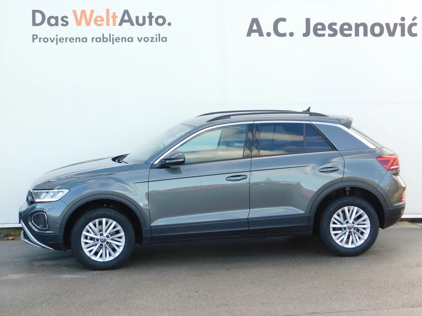 10630 volkswagen t-roc 1.0 tsi life - slika 6