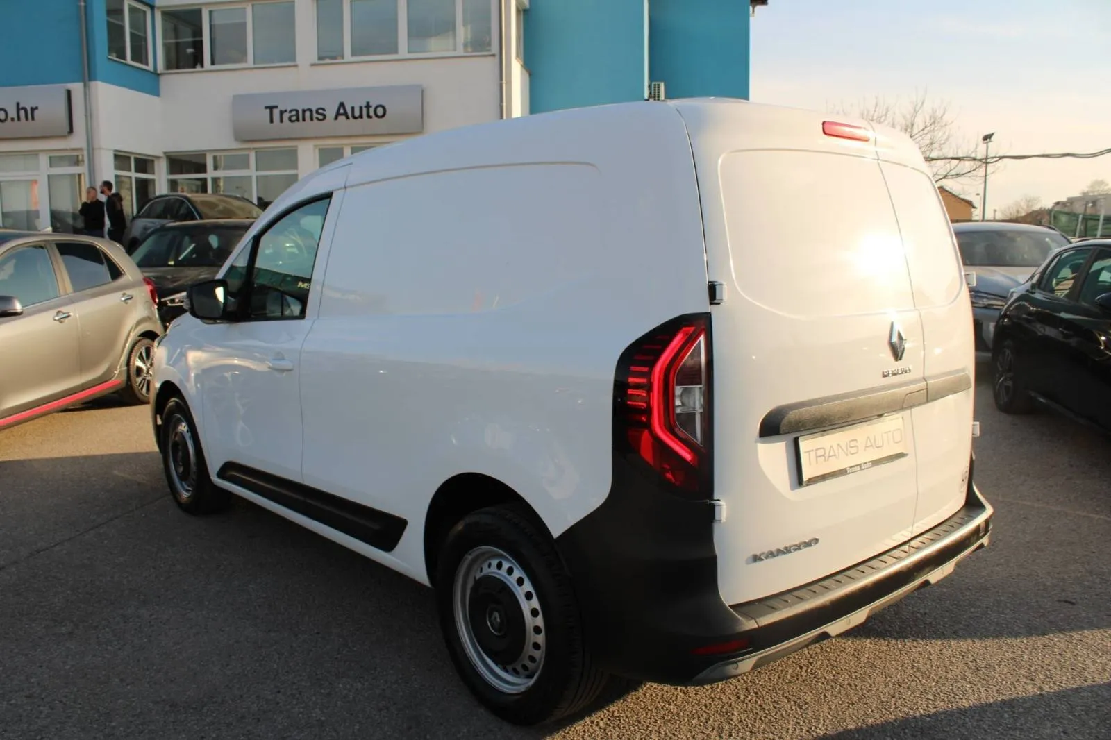 renault kangoo 1.5 dci *navigacija*, 2022 god. - slika 12