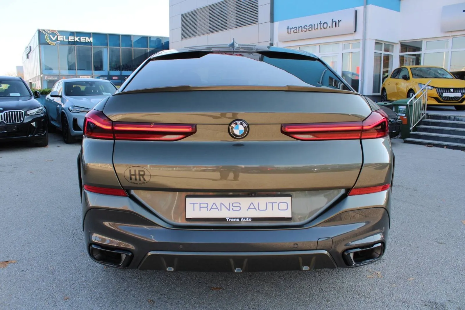 bmw x6 40d xdrive automatik m-paket *panorama, harman kardon, laser* - slika 6