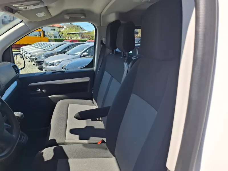opel vivaro 2.0 cdti*122ks*klima*kuka za vuču*5+1* - slika 11