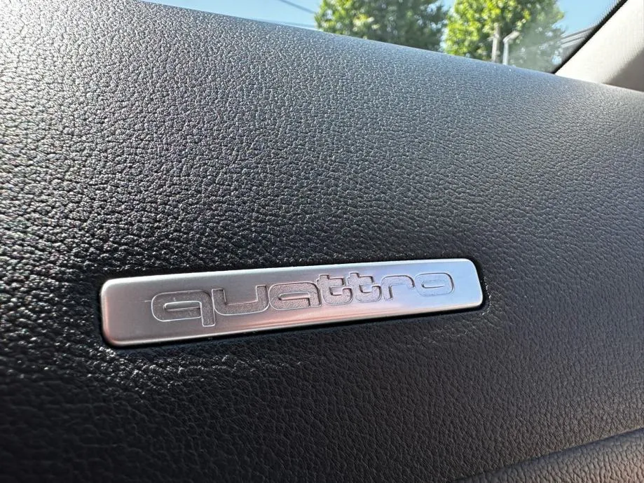 audi a5 2.0 tdi quattro automatik •2016g•140 kw•s line•leasing• - slika 20