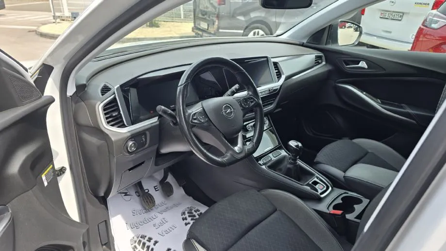 opel grandland f 1,2 xht * vozilo u tvorničkom jamstvu* - slika 9