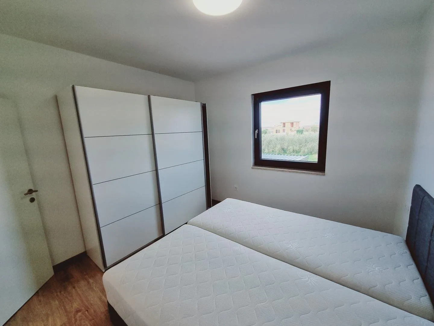 novigrad- novi namješten stan na prodaji pogled more (prodaja) - slika 15