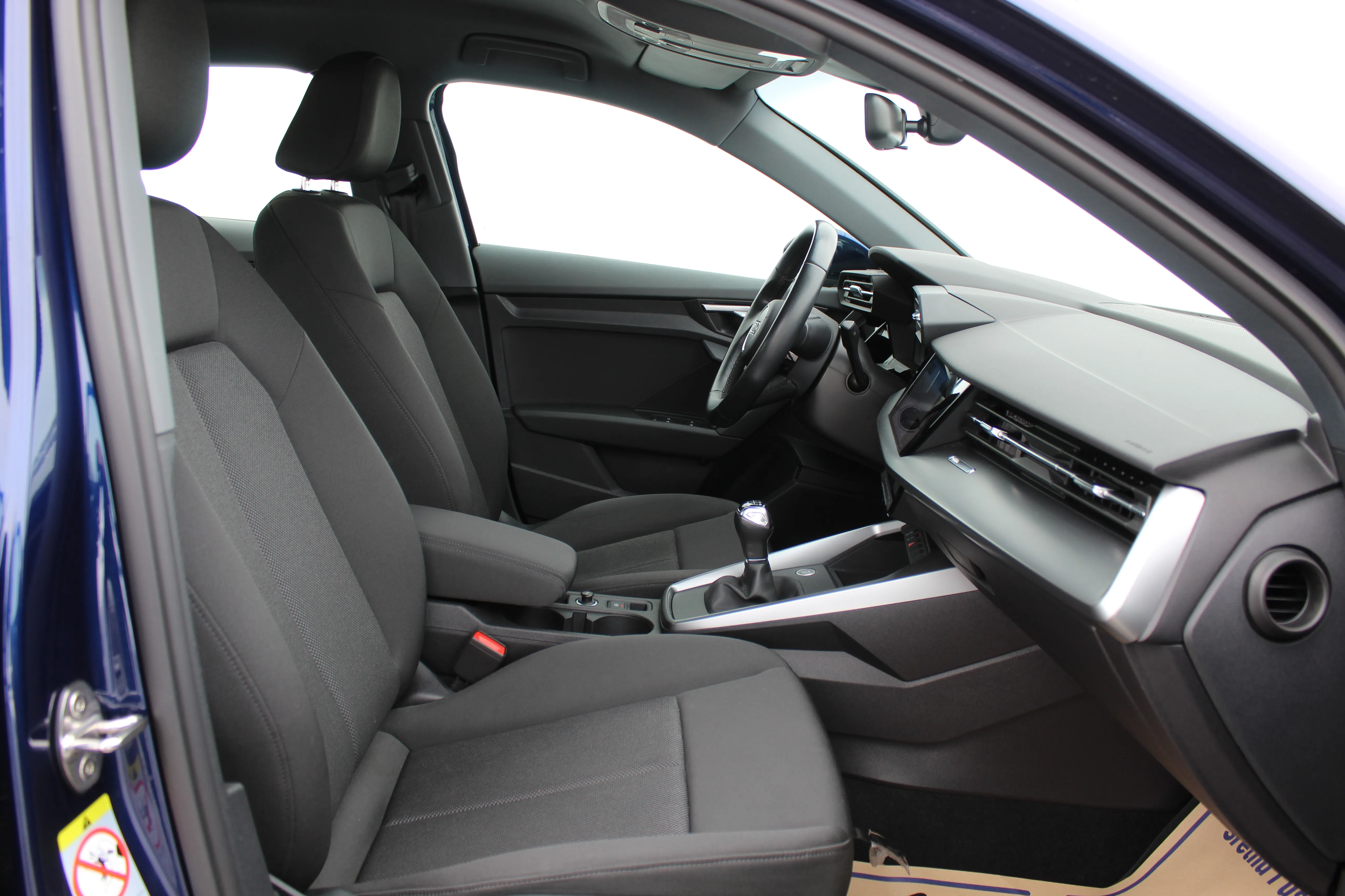 13092 audi a3 limousine 35 tdi - slika 11