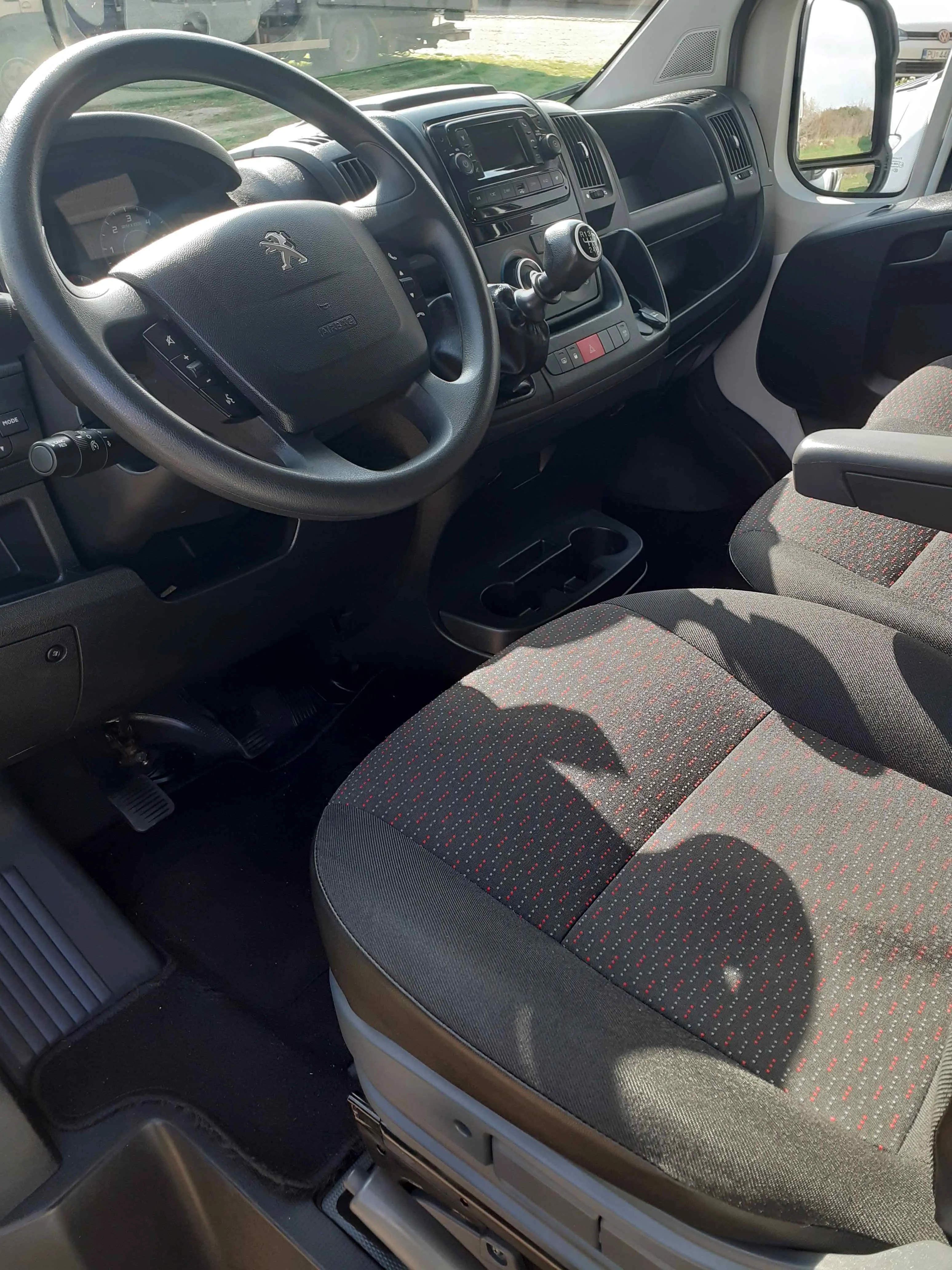 peugeot boxer 2.2 hdi, l4h3, 2023., novi motor i mjenjač, reg. 03/2027 - slika 6