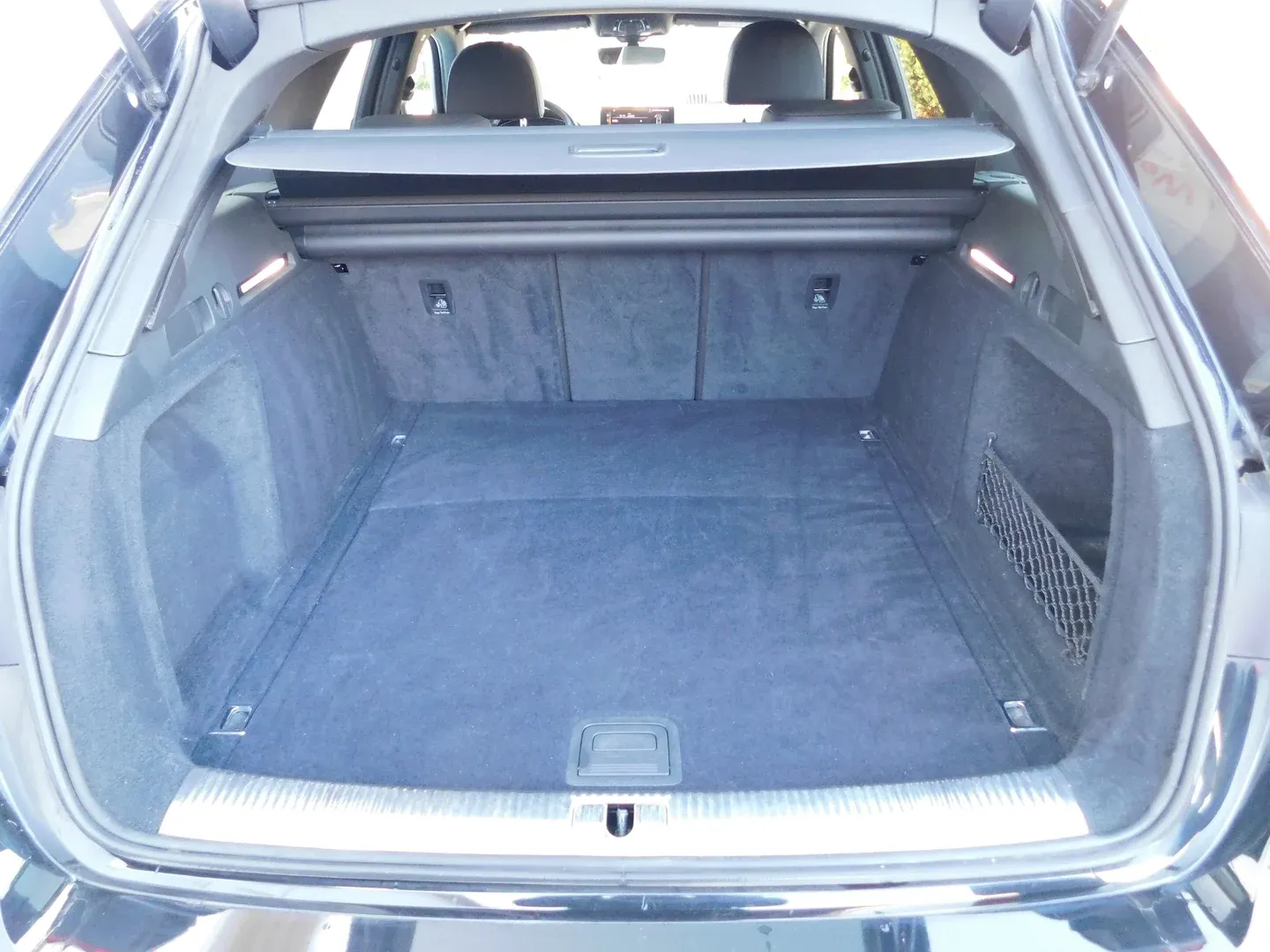 12852 audi a4 avant 30tdi s tr advanced - slika 16