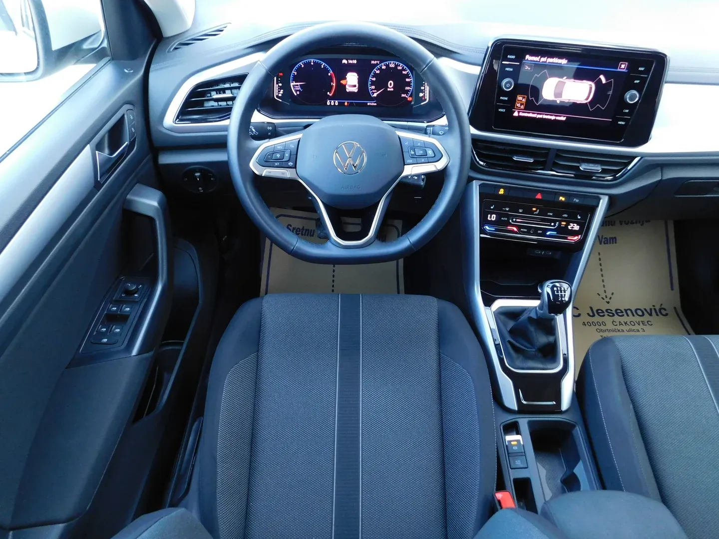 11626 volkswagen t-roc 1.0 tsi 4life - slika 9