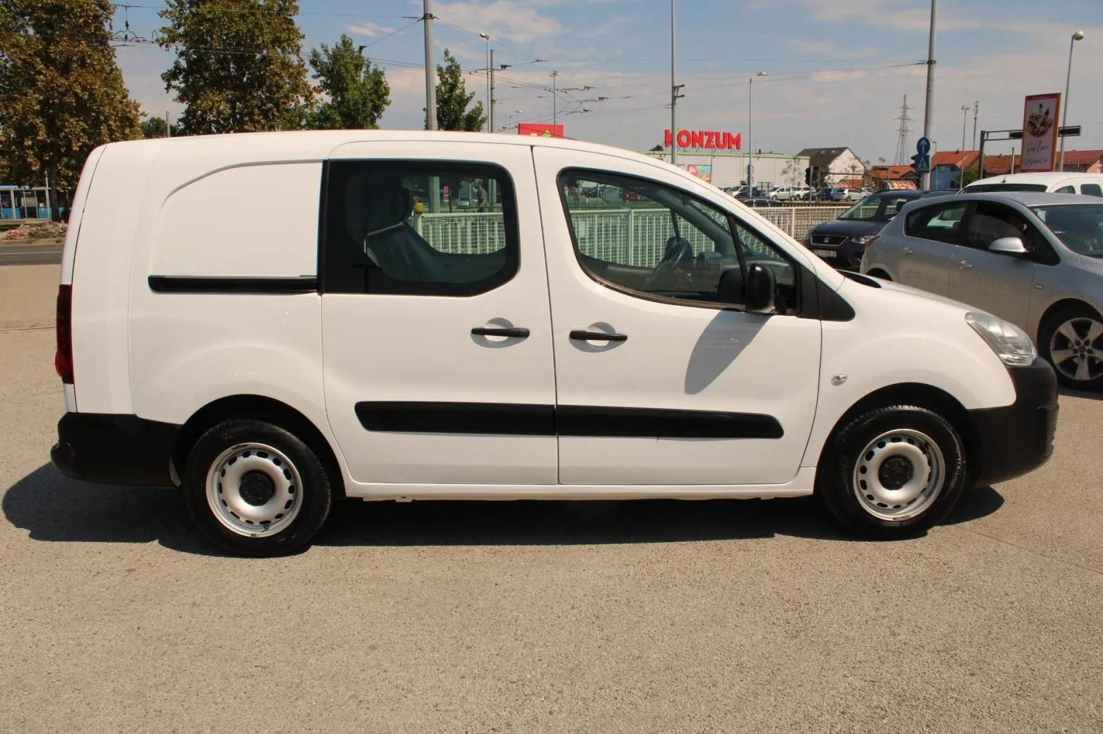 peugeot partner 1.6 hdi 100 produženi *klima* - 5 sjedala, 2017 god. - slika 4
