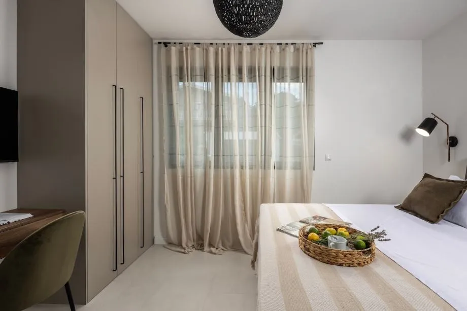 moderna vila s bazenom 80 m od mora: pridraga (novigrad) - slika 7
