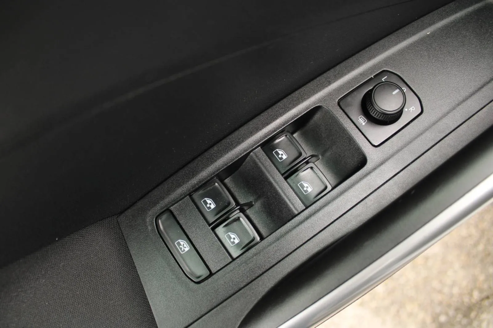 škoda fabia 1.0 tsi dsg style - slika 17
