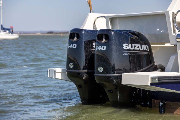 vanbrodski motor orkeny pilot house 25 - slika 8