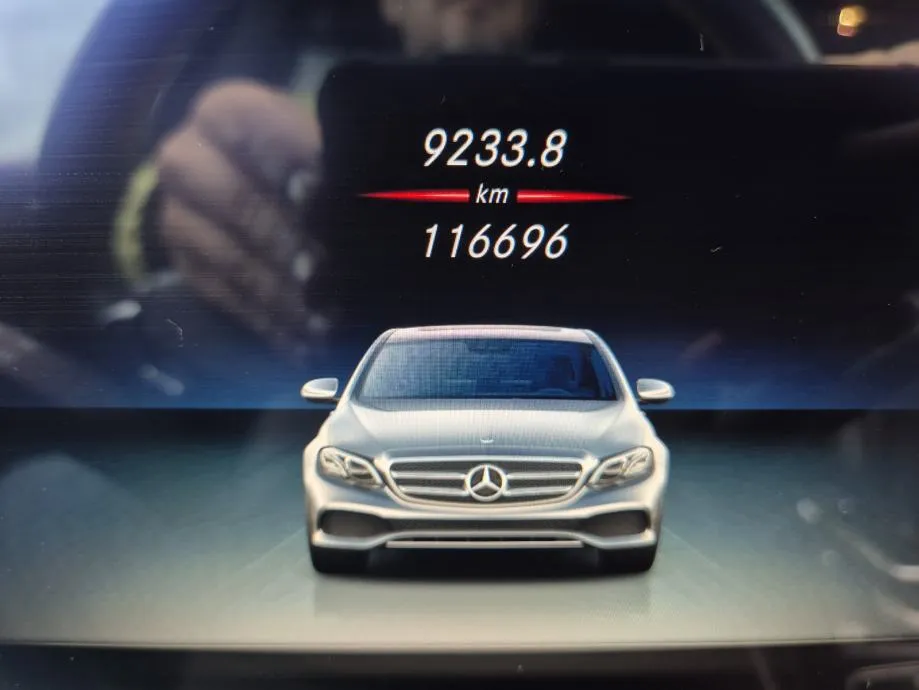 mercedes-benz e 220 d automatik, 4matic, odlično stanje, garancija.. - slika 15